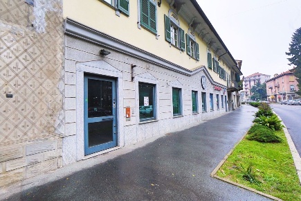 Foto Negozio in Corso matteotti 12, Castellanza di 860 m² in vendita
