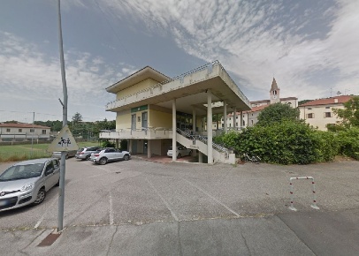 Foto Negozio in Via LibertÃ  1, Orgiano Centro di 215 m² con 5 locali