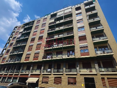 Foto Ufficio in Via GESSI 16, Torino Santa Rita di 80 m² con 3 locali
