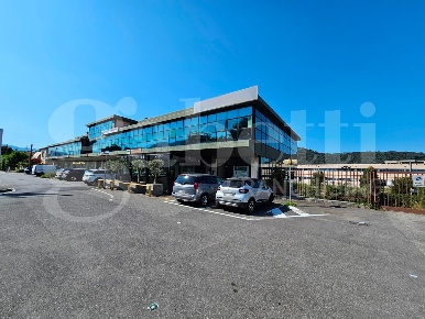 Foto Ufficio in Viale Europa 185, Concesio Centro di 74 m² con 1 locali
