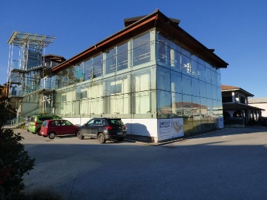 Foto Negozio in Strada Provinciale 589 161, Manta di 500 m² in affitto