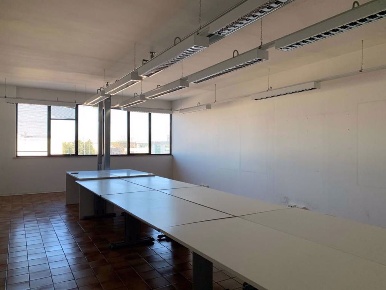 Foto Laboratorio in Calamandrei, Arezzo Pescaiola di 1291 m² in vendita