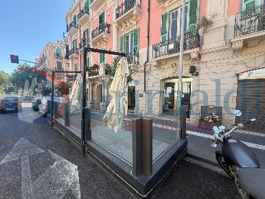 Foto Bar in Via cesare battisti 47, Messina Centro Storico di 109 m²