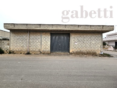 Foto Negozio in Bolzano ang. via Pio V, Copertino di 430 m² con 1 locali