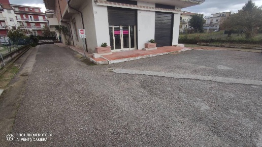 Foto Locale commerciale in VIA isparelle 4, Montesarchio di 192 m²