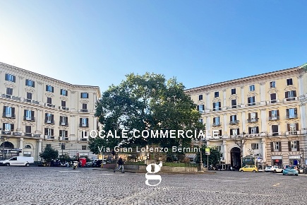 Foto Negozio in GIANLORENZO BERNINI, Napoli Vomero di 55 m² con 1 locali