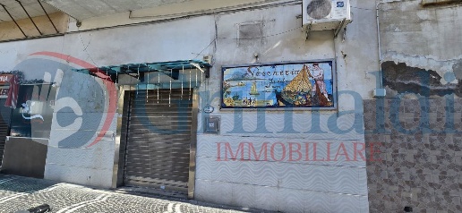 Foto Negozio in ARMANDO DIAZ, Casoria Centro di 40 m² con 1 locali