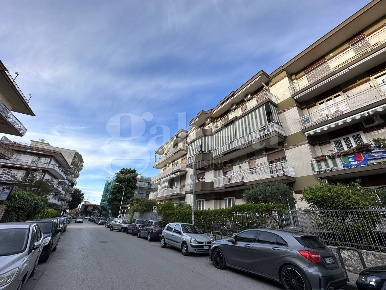 Foto Magazzino in Cristoforo Colombo, Marano di Napoli Centro di 200 m²