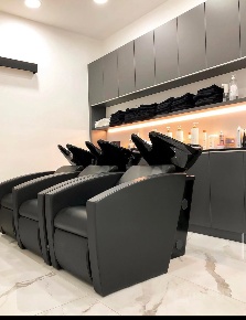 Foto Attività commerciale in Piazza Santa Maria 1, Busto Arsizio di 55 m²