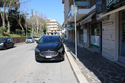 Foto Negozio in Via Zara sn, Vasto Vasto Marina di 56 m² in vendita