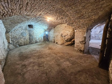 Foto Magazzino in VIA garibaldi, Ventimiglia Centro Storico di 90 m²