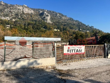Foto Negozio in Strada Statale 6 Casilina Nord snc, Cassino Centro