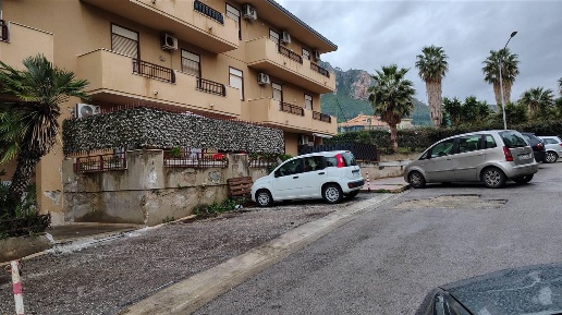 Foto Laboratorio in VIA della rinascita 14, Villabate di 700 m² in affitto