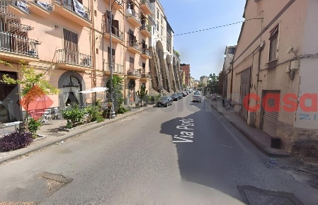 Foto Attività commerciale in Porto, Salerno Centro Storico - Teatro Verdi