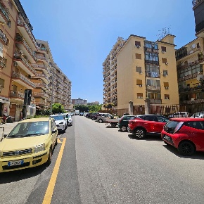 Foto Negozio in Via Danimarca 20, Palermo Resuttana di 30 m² con 1 locali
