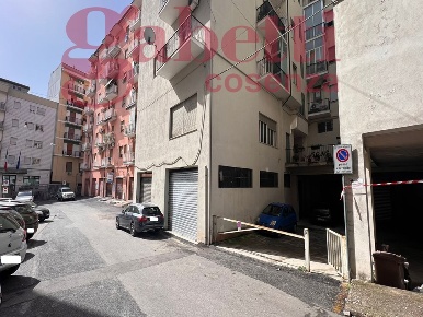 Foto Magazzino in Via Cosenza VAI PIETRO DE ROBERTO snc, Cosenza Centro