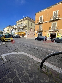 Foto Negozio in Appia, Minturno Centro di 25 m² in vendita
