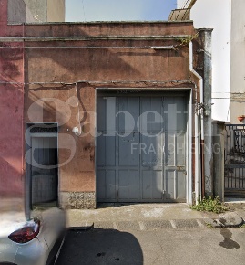 Foto Magazzino in Fiume, Catania Picanello di 80 m² in affitto