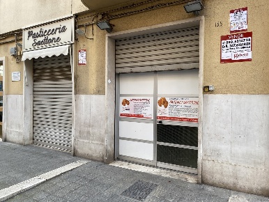 Foto Negozio in Via Dalmazia 133, Bari Umbertina - Madonnella di 160 m²