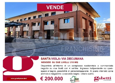 Foto Negozio in Via Decumana 65, Bologna Santa Viola di 210 m² con 2 locali