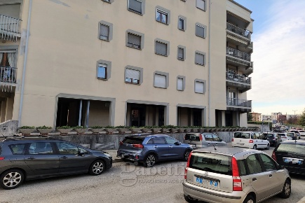 Foto Ufficio in Normanno, Campobasso Semicentro di 132 m² con 3 locali
