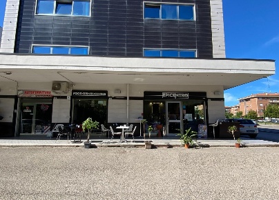 Foto Bar in Aldo Moro, Aprilia Centro di 170 m² in vendita