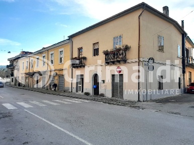 Foto Negozio in Napoli, Benevento Mulini, Porta Rufina di 50 m² in vendita