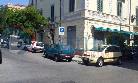 Foto Negozio in Via aurelio saffi 58, Messina San Martino di 360 m²