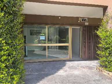 Foto Negozio in Via Suvereto 185, Roma Nuovo Salario di 80 m² con 3 locali
