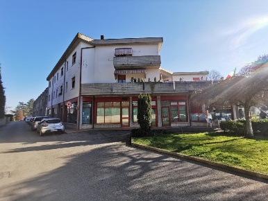 Foto Ufficio in Via Vittorio Veneto 23, Casaleone Centro di 186 m²