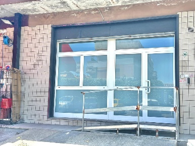 Foto Negozio in Carlo Pirzio Biroli, Ciampino di 60 m² con 4 locali