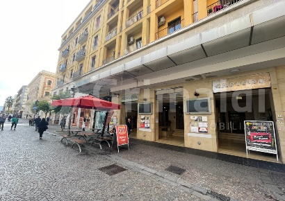 Foto Attività commerciale in Corso Vittorio Emanuele 0, Salerno Centro