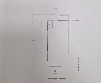Foto Negozio in giacomo profumo, Napoli San Carlo All'Arena di 25 m²