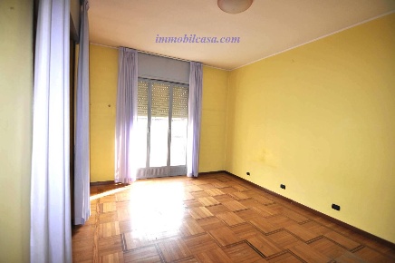 Foto Ufficio in Nizza, Cuneo Centro di 125 m² con 7 locali in affitto