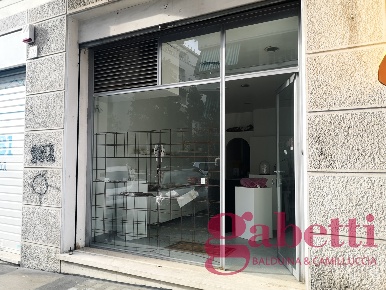 Foto Negozio in Via Filippo Nicolai 81, Roma Balduina di 35 m² con 1 locali