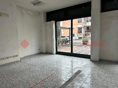 Foto Ufficio in Via Michelangelo da Caravaggio, Arezzo Giotto di 226 m²