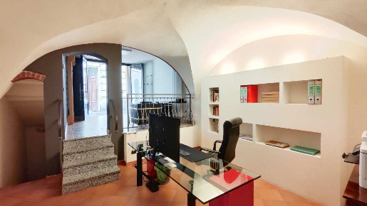 Foto Negozio in Via Coglialegna 10, Piacenza Via Taverna - Ospedale
