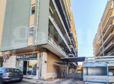Foto Ufficio in Caronda, Catania Vulcania - Sanzio di 90 m² con 4 locali