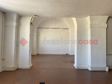 Foto Ufficio a Livorno Quartiere Venezia di 445 m² con 5 locali in affitto