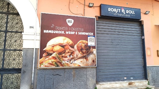 Foto Negozio in Camillo Cucca, Brusciano di 55 m² con 2 locali in vendita