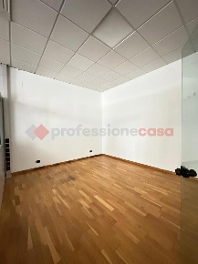 Foto Ufficio in DON LUIGI STURZO, Arezzo Pescaiola di 150 m² con 5 locali