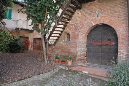 Foto Attività commerciale in prone, Sizzano di 350 m² in vendita