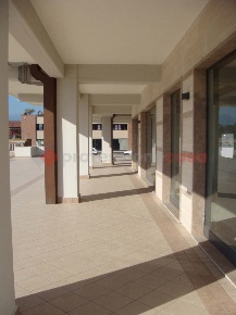 Foto Negozio in Via Cesare Terranova 1, Frosinone Tribunale di 100 m²