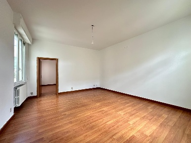 Foto Ufficio in Italia, Arezzo Porta Santo Spirito - Stazione di 70 m²