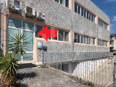 Foto Laboratorio in Via dell'Airone 17, San Benedetto del Tronto di 283 m²