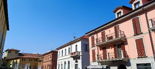 Foto Ufficio a Arona Centro di 110 m² con 4 locali in vendita