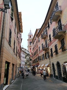 Foto Negozio in MAMELI, Rapallo Centro - Interno Ferrovia di 42 m²