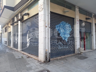 Foto Negozio in Pasubio, Bari Picone di 66 m² con 1 locali in affitto