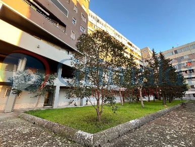 Foto Ufficio in campo di marte, Perugia Semicentro - Stazione di 50 m²