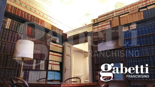 Foto Ufficio in santa maria della porta, Macerata Centro di 90 m²